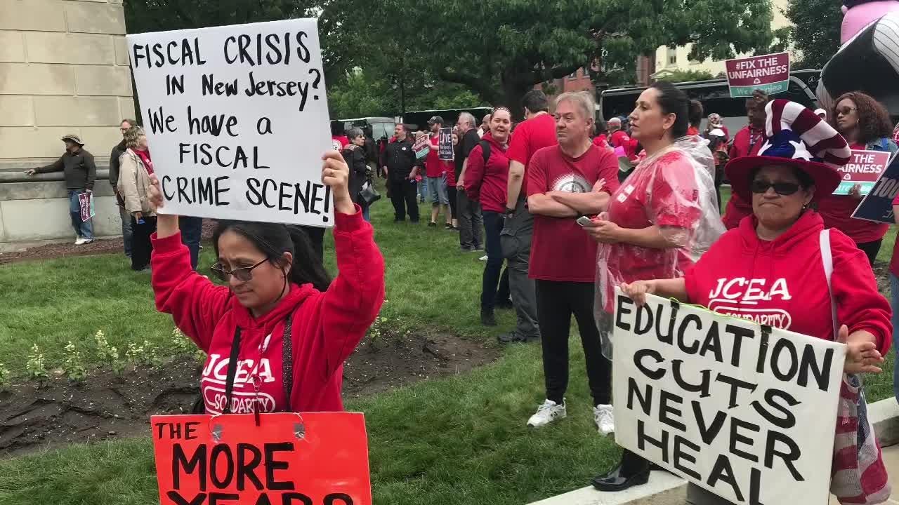 NJ Tax Breaks: Lawmakers Vote To Keep Credits, Thousands Protest In NJ