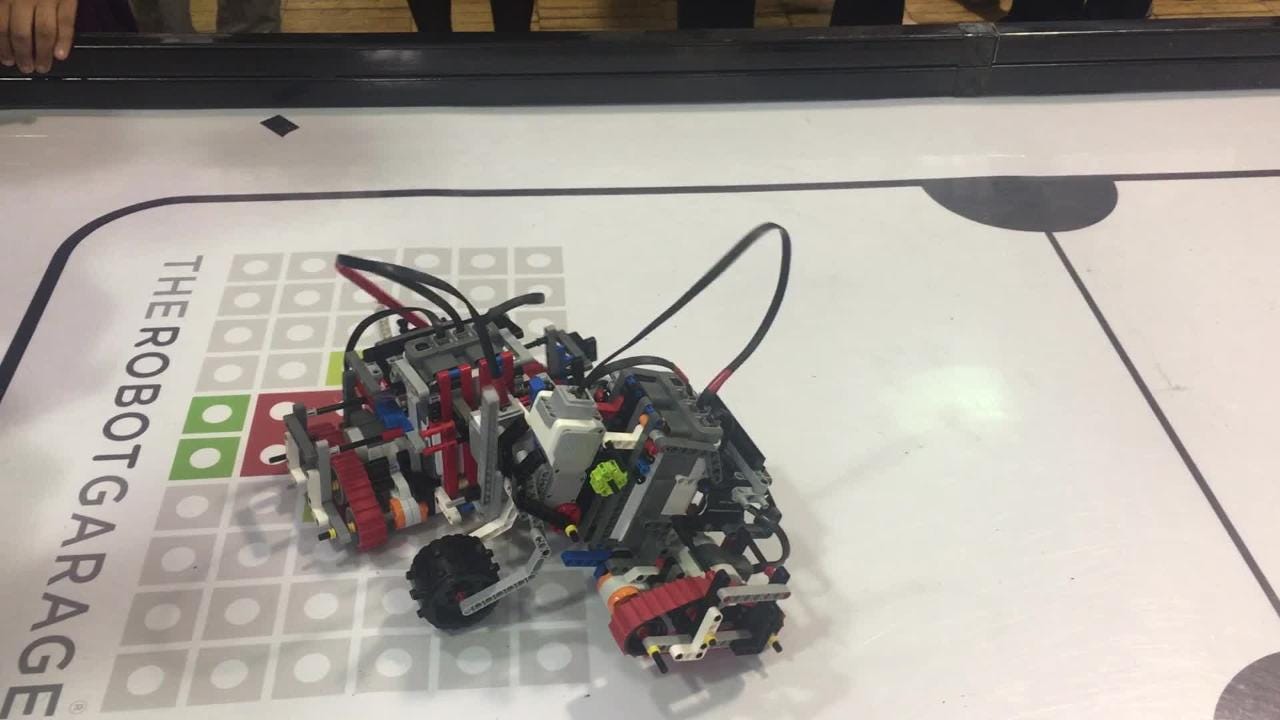 Robot Garage Alumni Nonprofit Introduce Robotics To Detroit Students